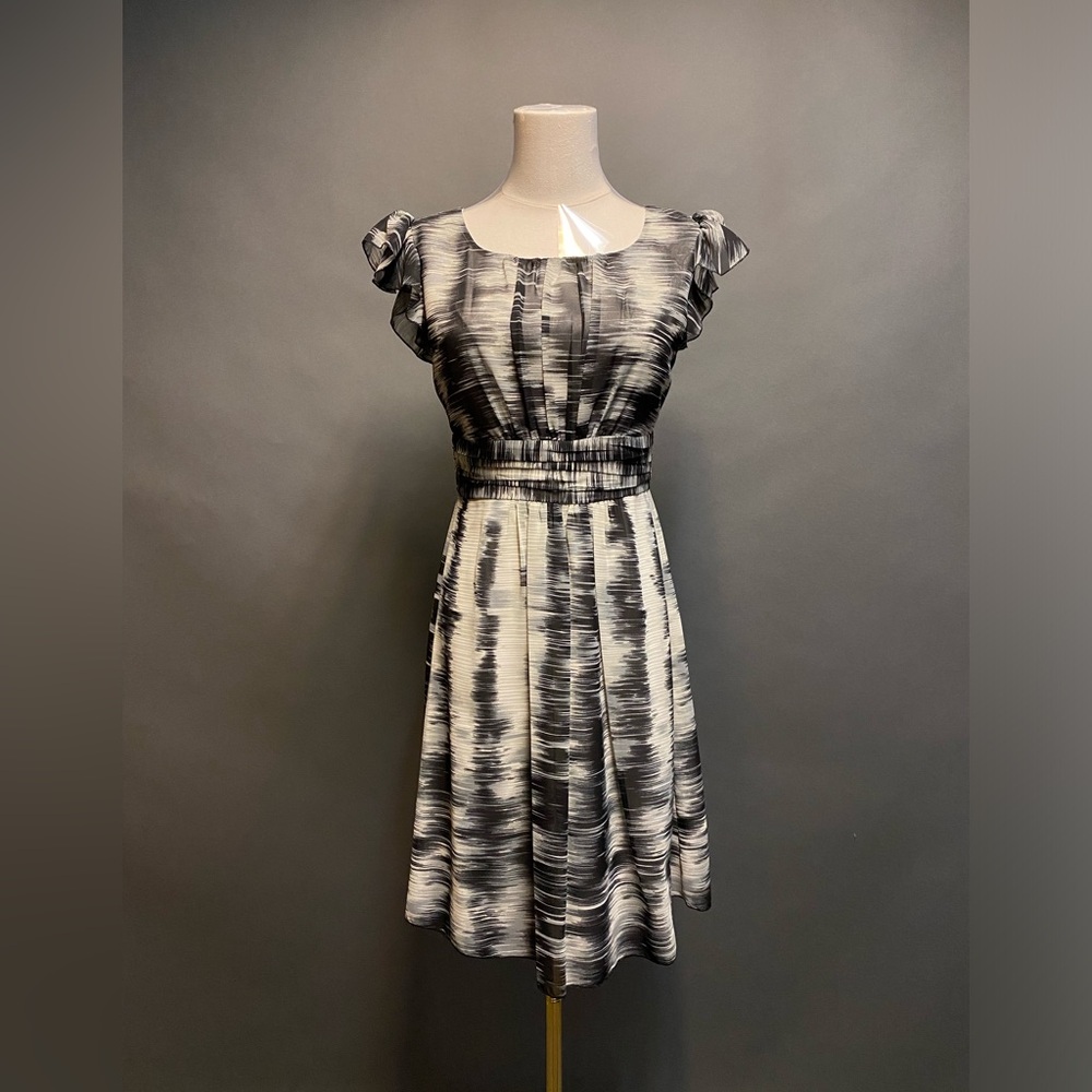 BNWT MAC & JAC black and white short sleeve dress